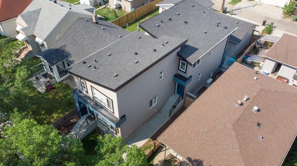 2 11630 92 St1