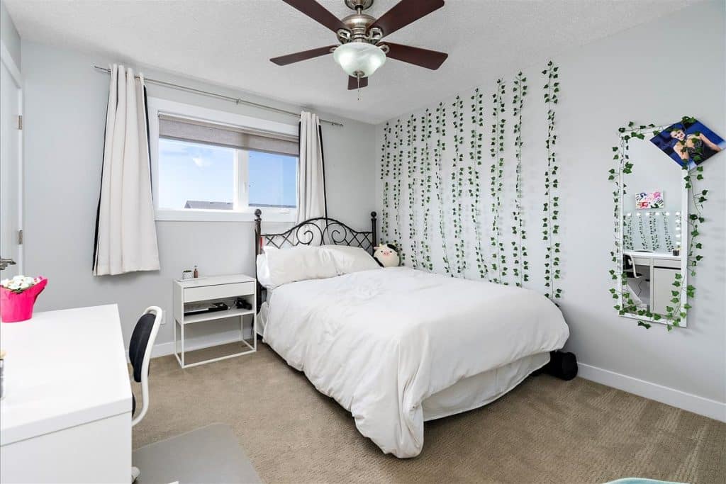 8 Beaverhill View Cr (30)