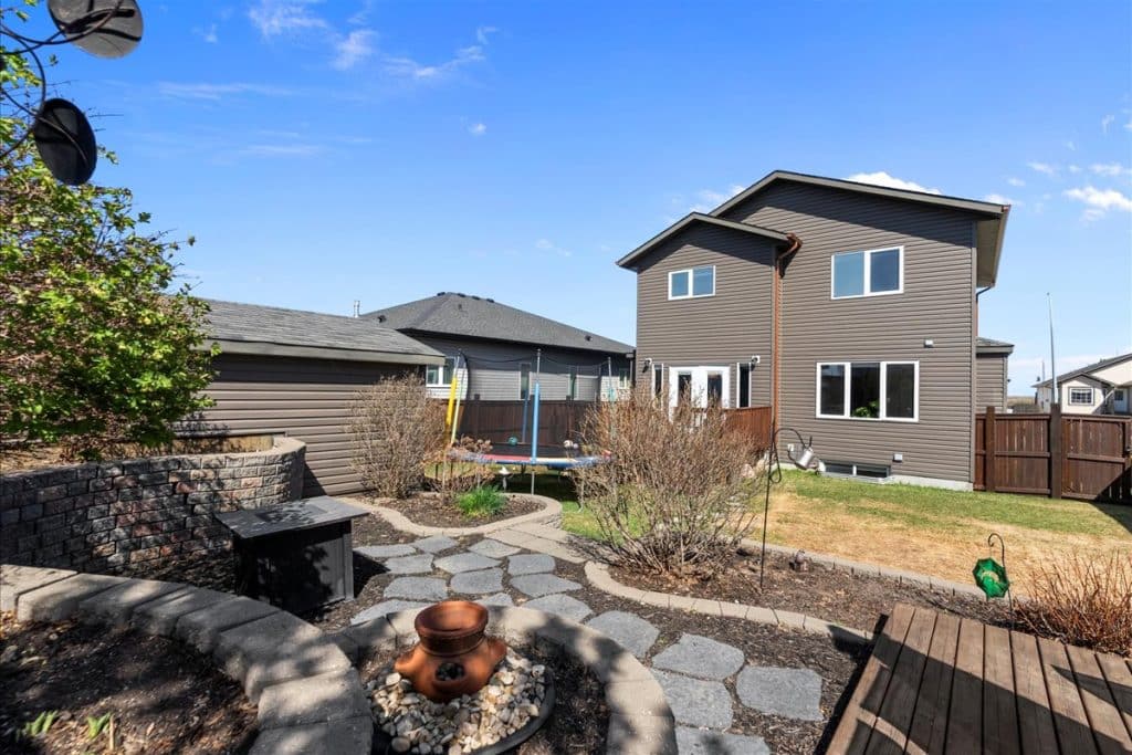 8 Beaverhill View Cr (57)